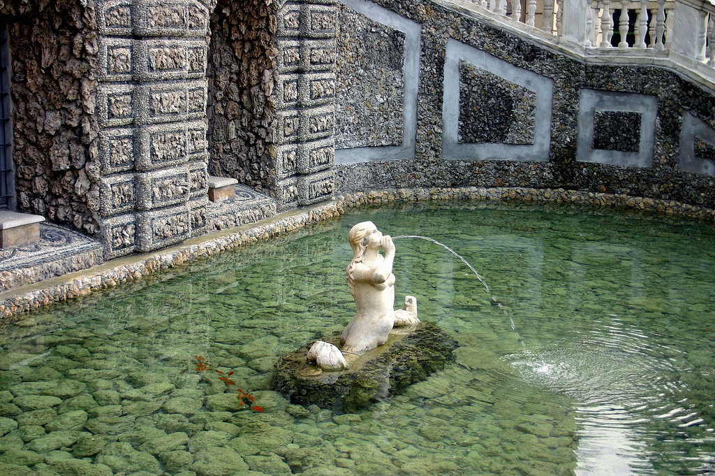 Fontana della Sirena